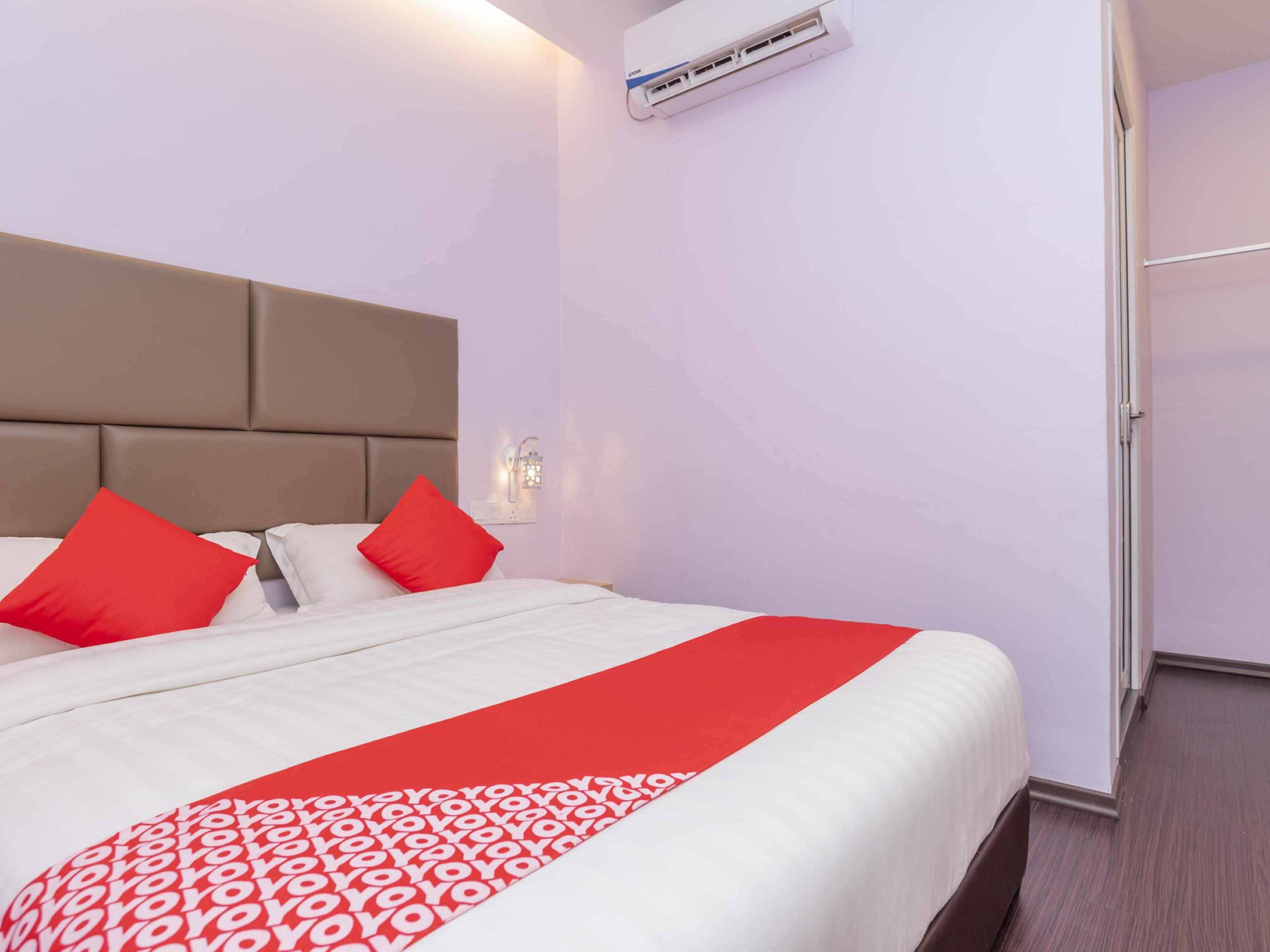 OYO 89423 Zenz Hotel Kulai Exterior foto
