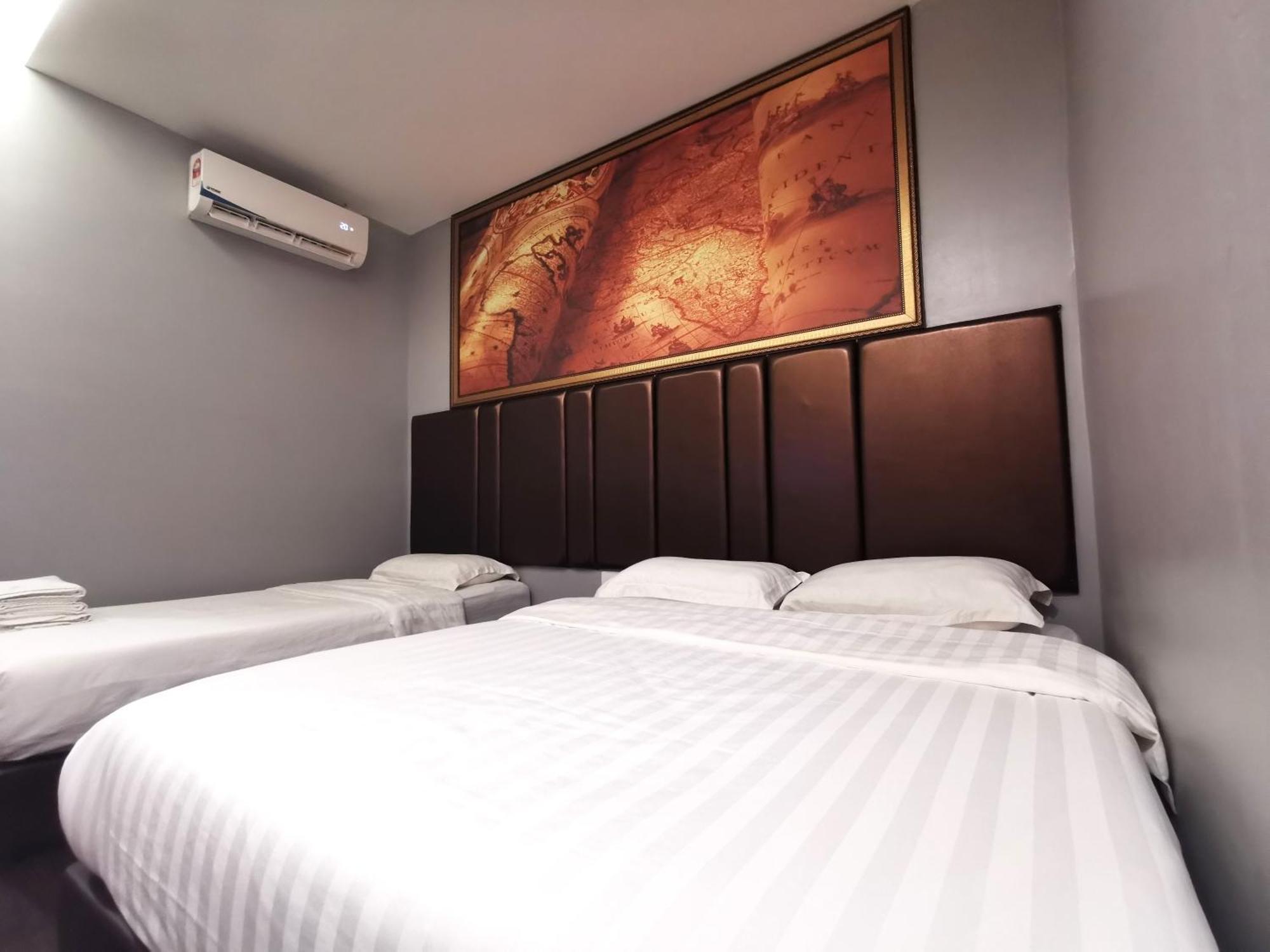 OYO 89423 Zenz Hotel Kulai Exterior foto